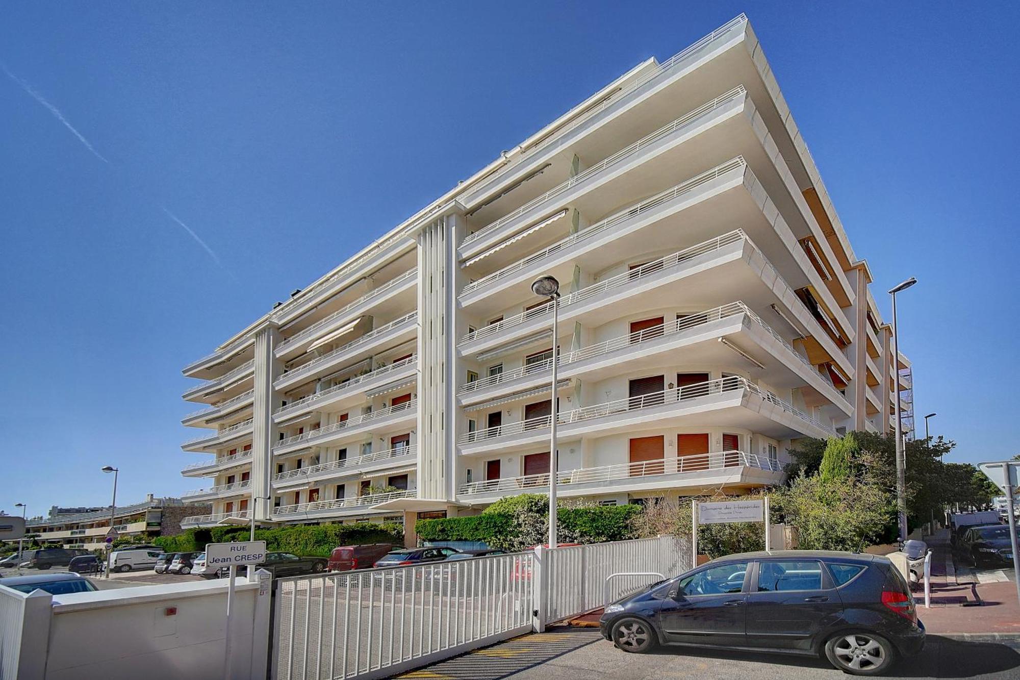 Le Palm - 100M Plage - Croisette - Verriere Cote D'Azur Cannes Eksteriør bilde