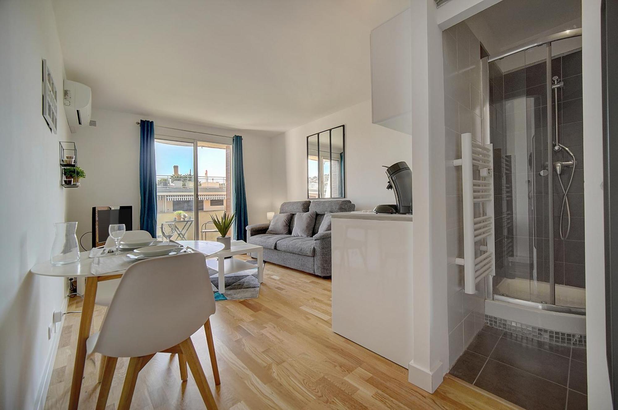 Le Palm - 100M Plage - Croisette - Verriere Cote D'Azur Cannes Eksteriør bilde